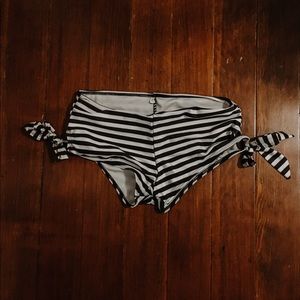 ✨5 FOR 15!!✨ Cute Swim Bottoms